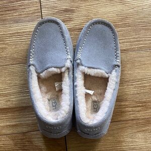 UGG Women's Gray Suede Slippers